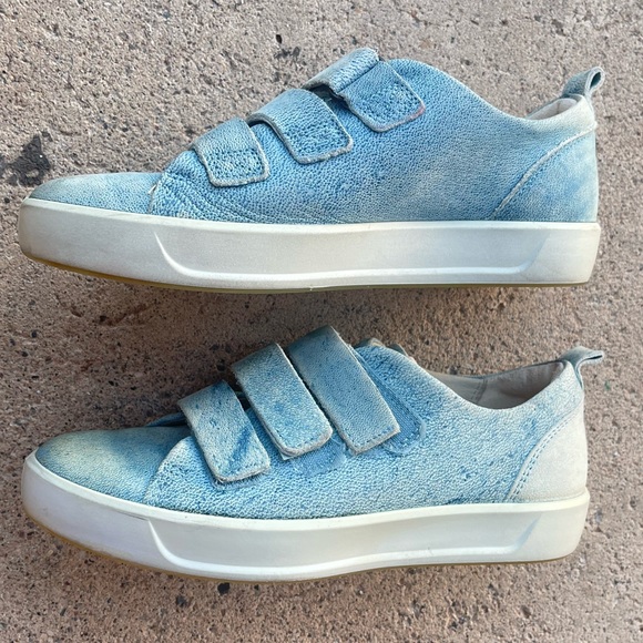 Ecco Blue Three Strap Leather Casual Sneaker 7 - Picture 3 of 6
